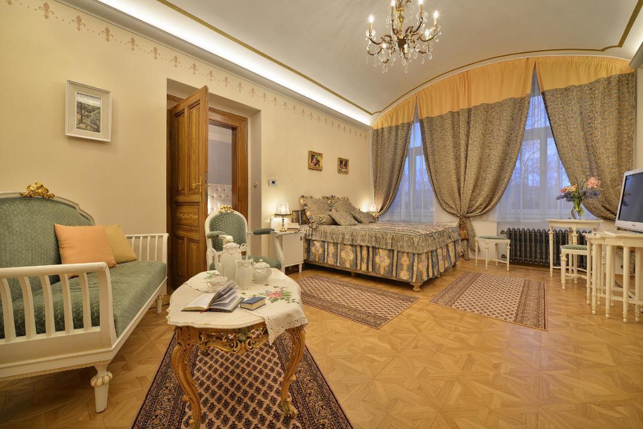 Apartman Dalia Janackovo Nabrezi Prague Luaran gambar