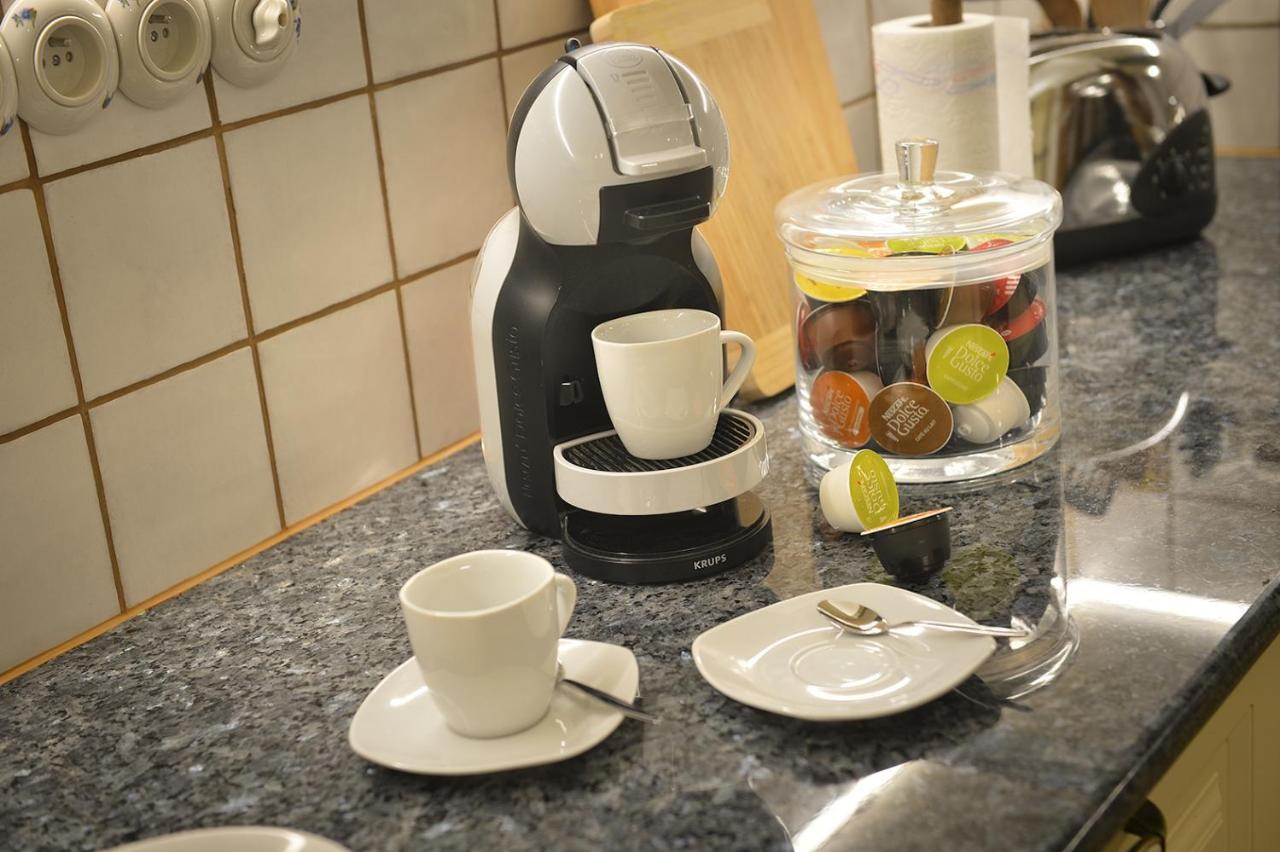Apartman Dalia Janackovo Nabrezi Prague Luaran gambar