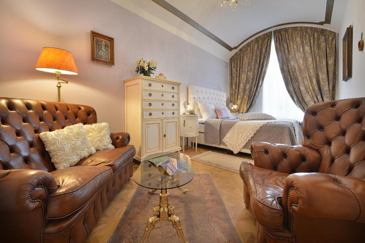 Apartman Dalia Janackovo Nabrezi Prague Luaran gambar